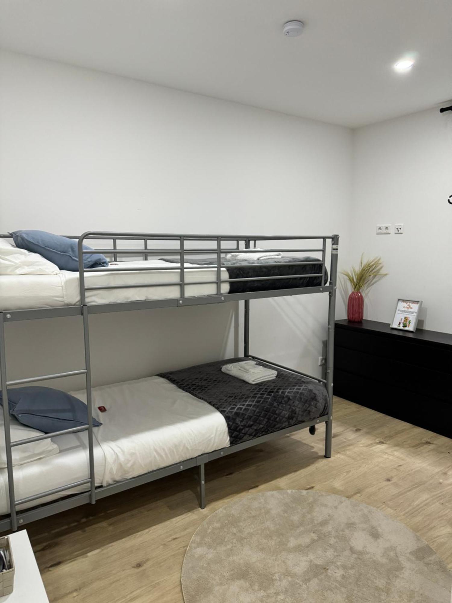 Heaven Homes - Privatzimmer Mit Bad Im Herzen Von Duesseldorf Esterno foto